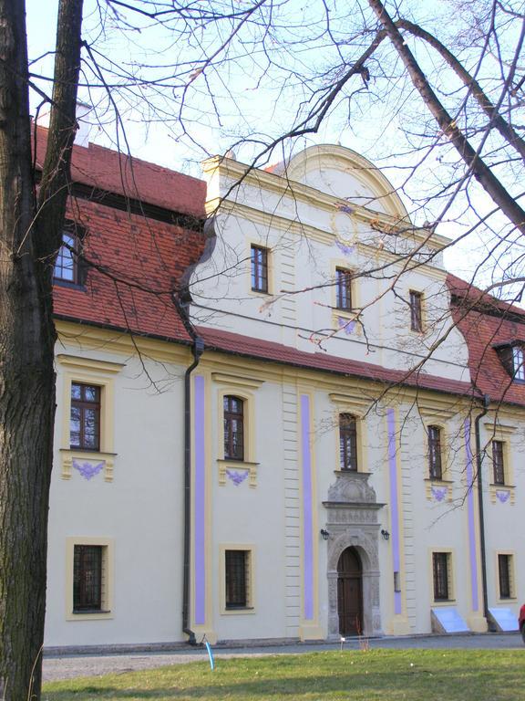Palac Kietlin Niemcza Exterior foto