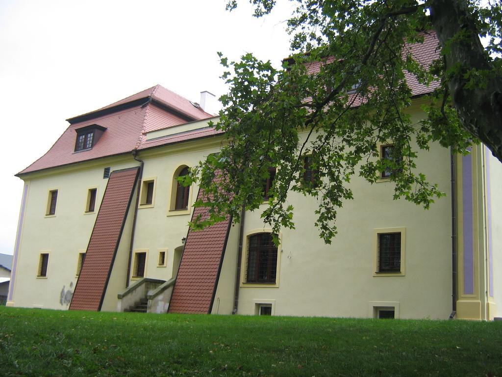 Palac Kietlin Niemcza Exterior foto
